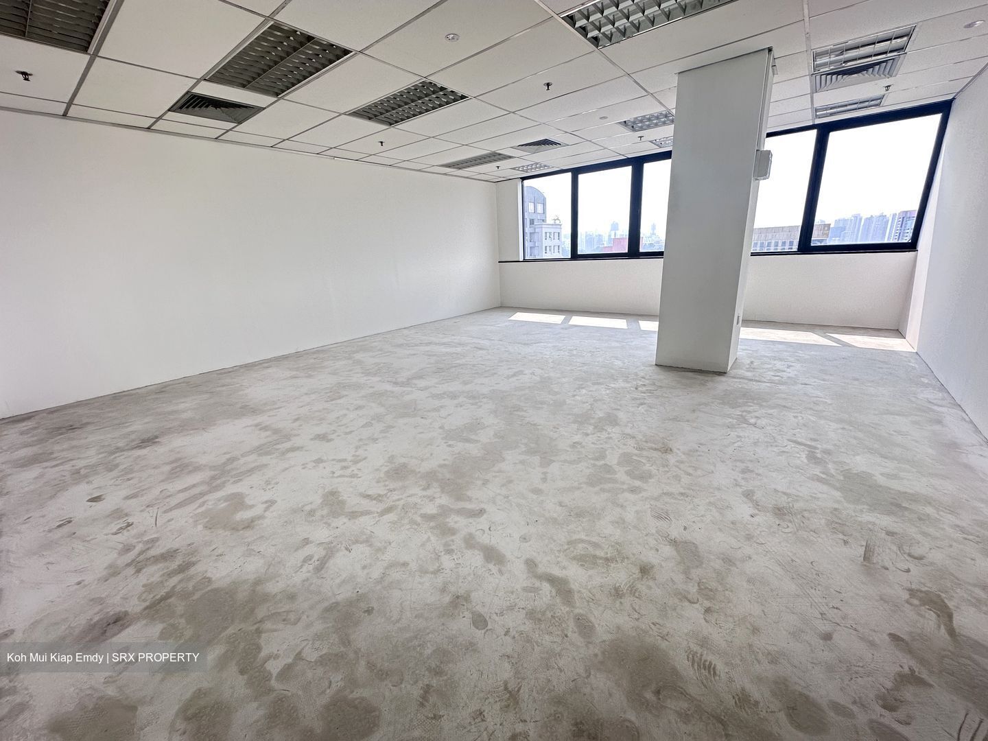 Og Albert Complex (D7), Office #611162501